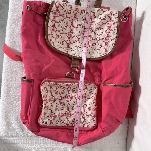 5/$25 Aeropostale Pink Canvas With Cream Crochet Backpack - Picture 14 of 15